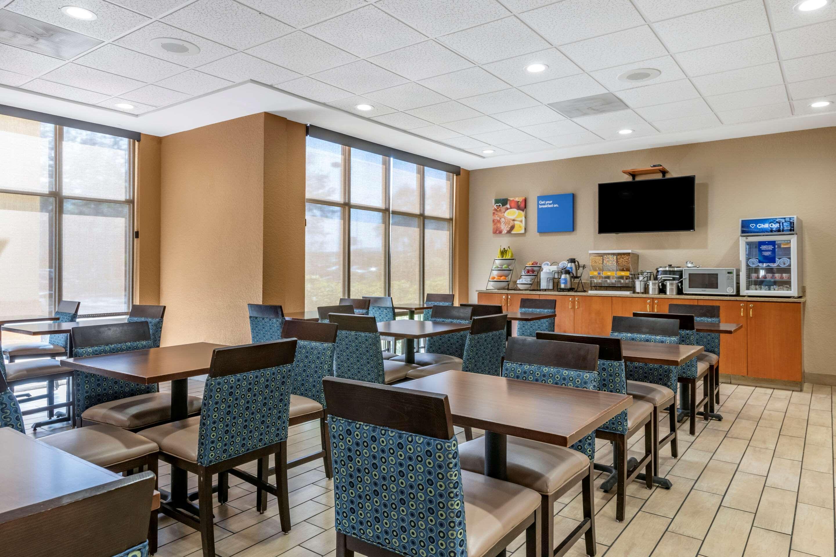 Comfort Inn & Suites Orlando North Сэнфорд Экстерьер фото