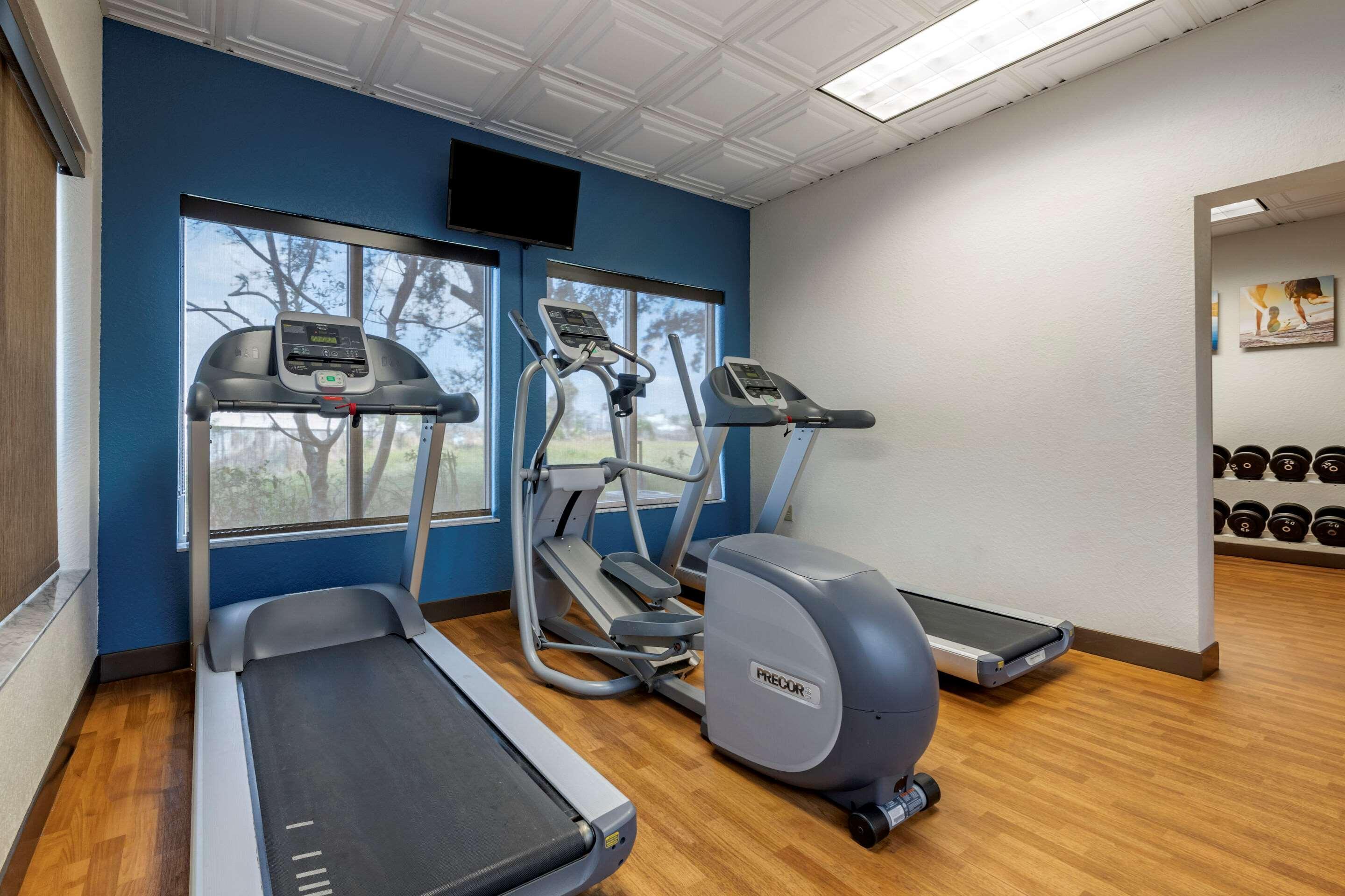 Comfort Inn & Suites Orlando North Сэнфорд Экстерьер фото